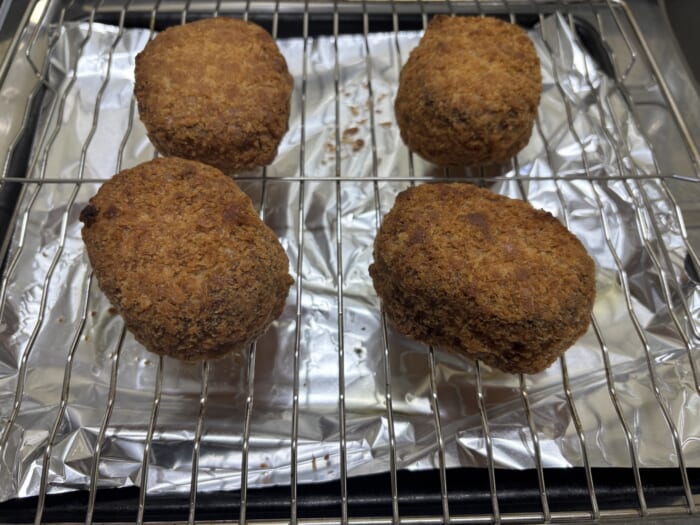 オーブンで焼いたコロッケの画像